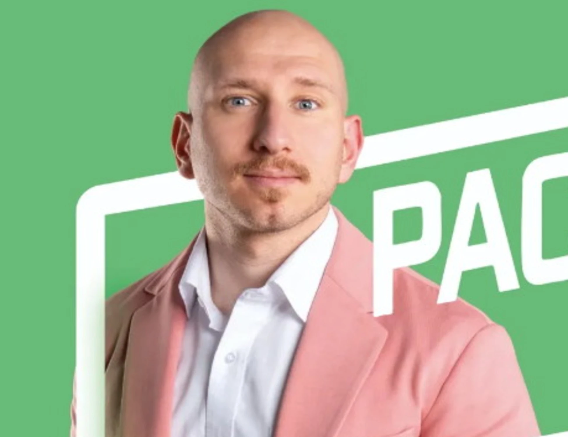 Chieti, il candidato sindaco Pd fa campagna su PornHub: "Vuoi qualcosa di eccitante?"