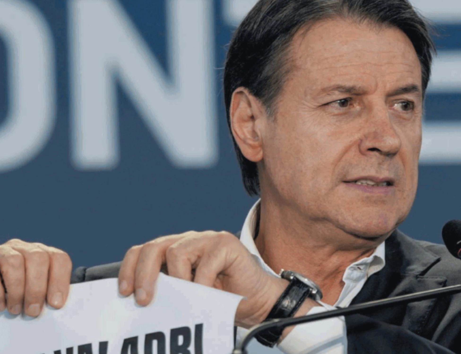 Giuseppe Conte sfascia-conti: quanti miliardi ci costerebbe il programma M5S all'anno
