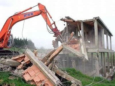Allarmante l'abusivismo edilizio in Italia, dal 2003 oltre 258mila case illegali