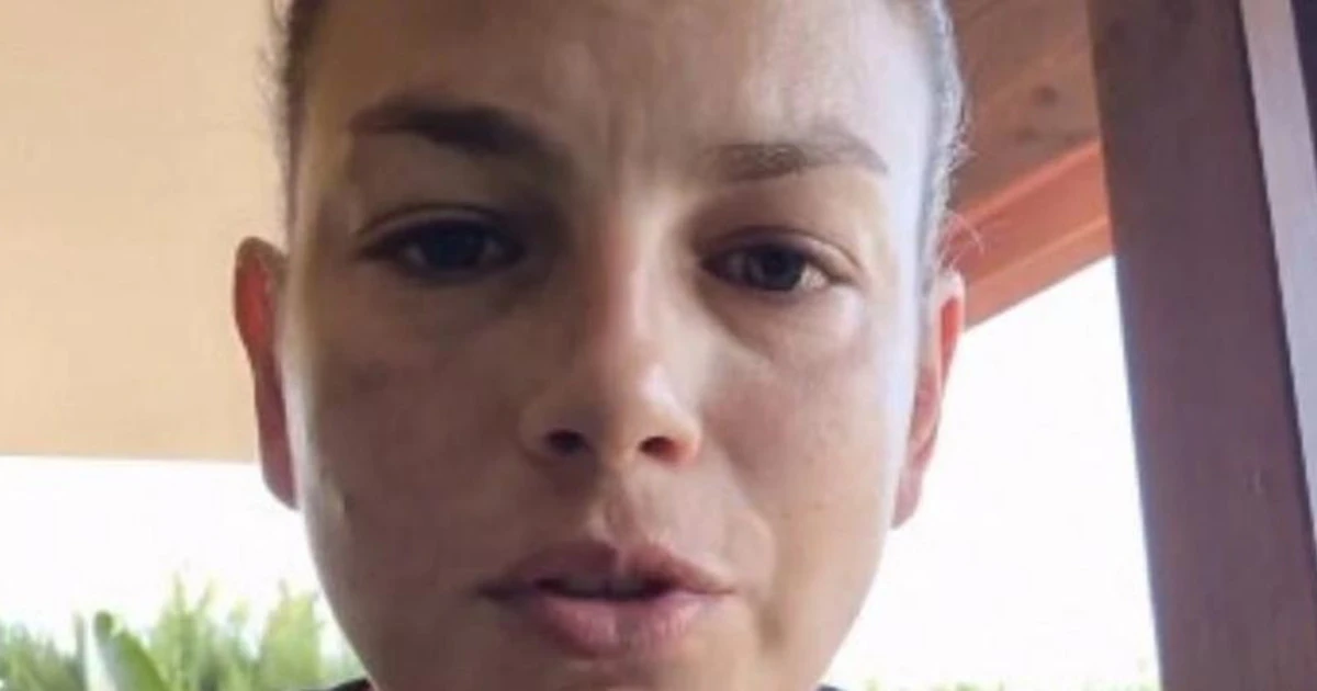 Emma Marrone, sfogo durissimo: "Di cosa è morto papà, vergognatevi"