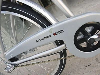 Dal Consorzio imballaggi alluminio in palio la 'Ricicletta', bici fatta con 800 lattine