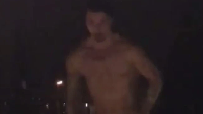 643x400