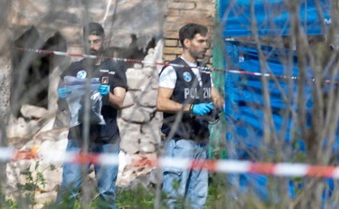 Se la bomba è anarchica non è un attentato alla democrazia