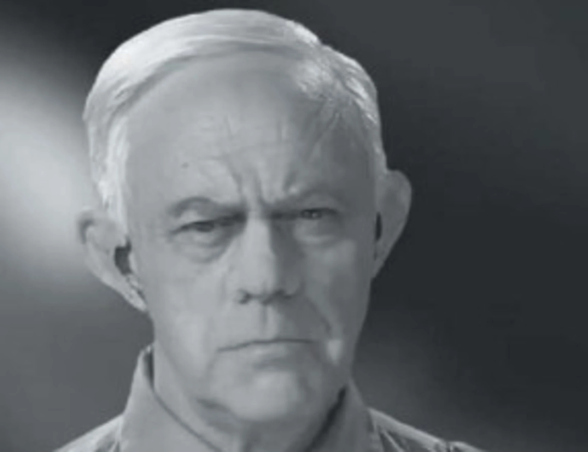 Maurizio Crozza, l'imitazione-horror: Bibi come Hitler