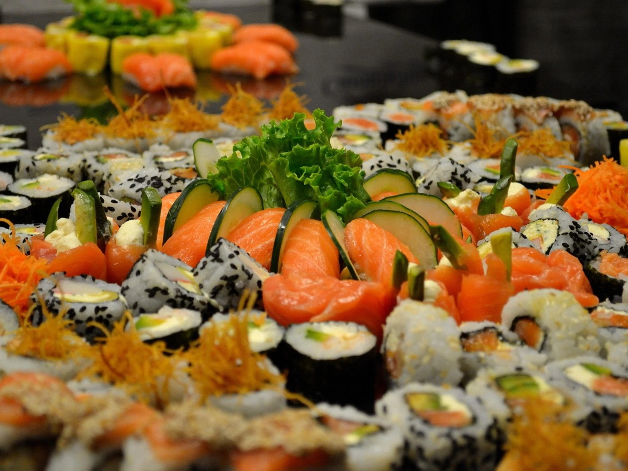 Bologna, dramma al sushi: incubo-norovirus, 20 contagi e sintomi gravissimi