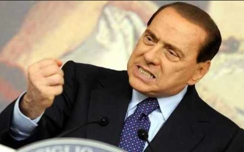 Forza Italia: pugno di ferro contro gli azzurri che sabotano il "no" alle riforme di Renzi