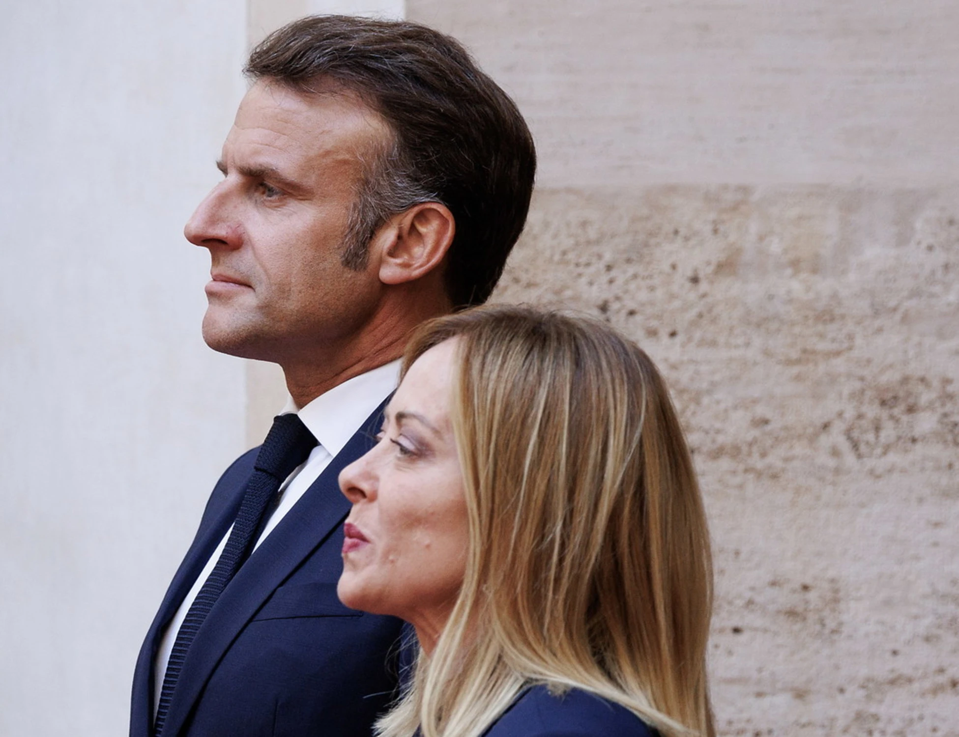 Giorgia Meloni frena Macron: "Lo Stato di Palestina? Non è il momento"