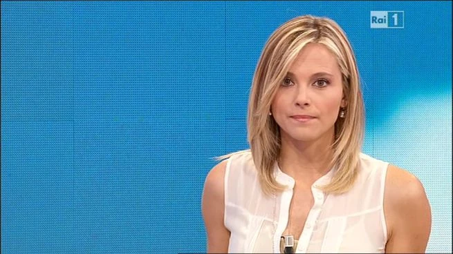 Rai, rivincita per Francesca Fialdini dopo l&apos;addio a La vita in diretta: nuovo format, a chi soffia il posto