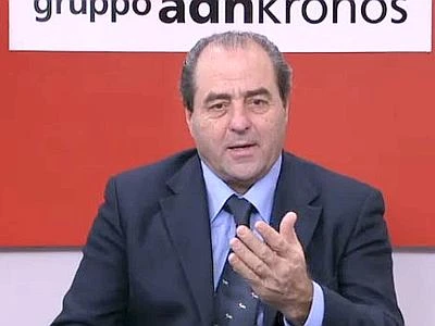 Elezioni, Di Pietro a 'Adnkronos confronti': "Bersani doppiogiochista"