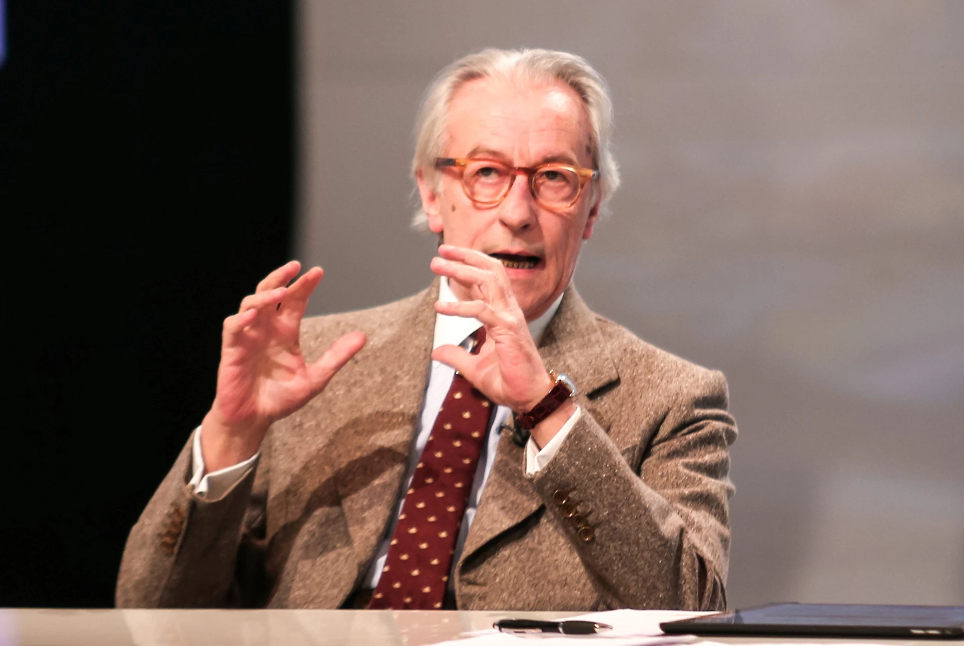 Feltri, Brugnaro ha ragione Bisogna sparare a qualsiasi terrorista