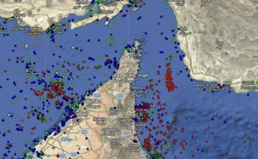 Iran, Guerra nel golfo, la diretta: petroliera cinese attraversa lo stretto di Hormuz