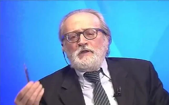 Mes, Paolo Becchi svela il tradimento di Conte: "Perché nasce tutto a giugno"