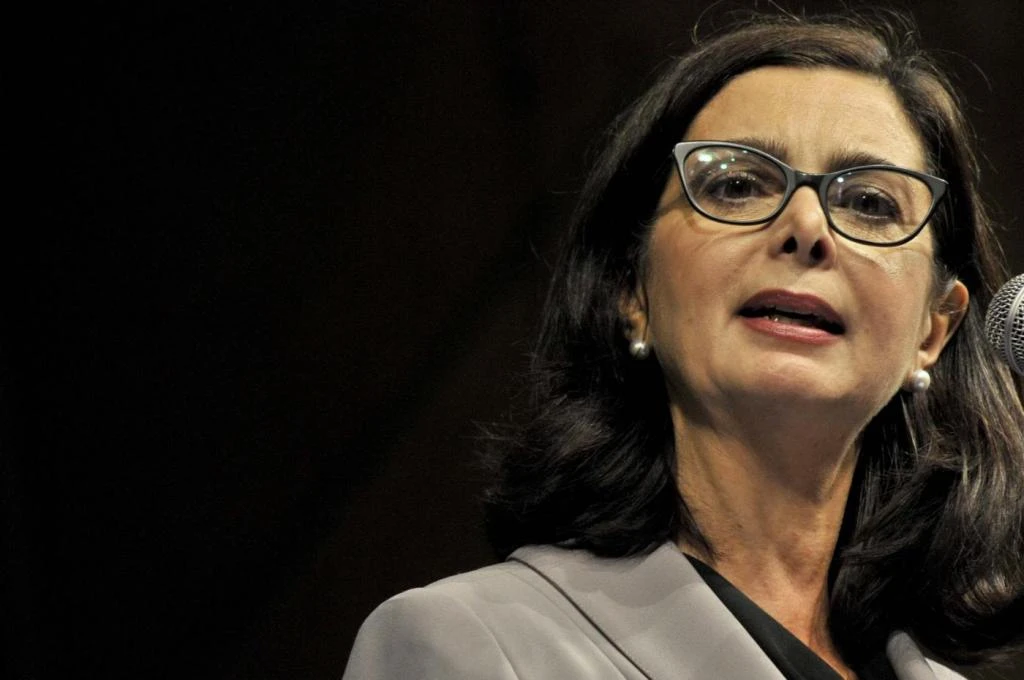 Funerali Mandela: la Boldrini insiste per partire con Letta, con lei volano circa 10 persone