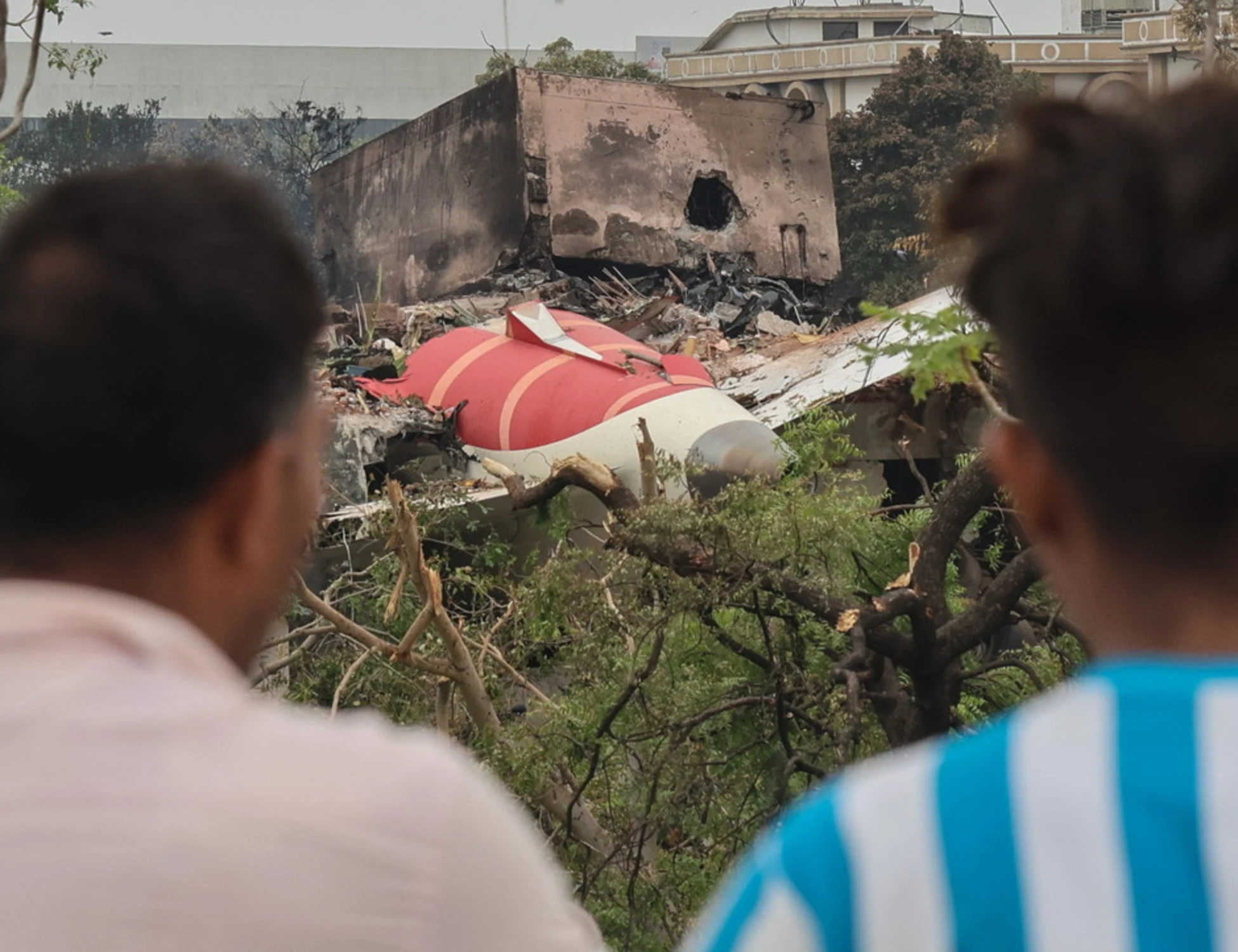 Disastro aereo in India, "non era configurato per il decollo": ipotesi-choc