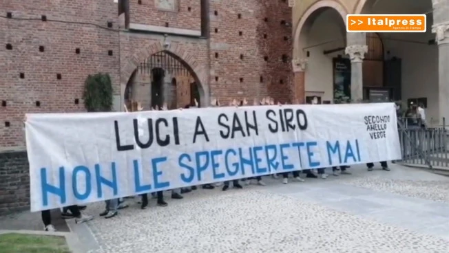 Stadio Milano, tifosi dell'Inter "Giù le mani da San Siro"