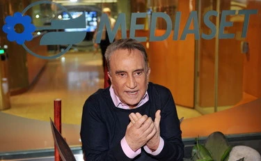 https://media.liberoquotidiano.it/USOolQ93D_qc_uEt-EgBNDZQicIAe3B2BKNTuSeSzQQ/width:800/quality:90/aW1hZ2VzLzIwMjUvMDkvMDIvMTYzNzUxNzIyLTI4ZWQ3MDg2LWI0MjEtNGM2Yy04MDZhLTI5MWUwZDg5ZWYzYS5qcGc.webp