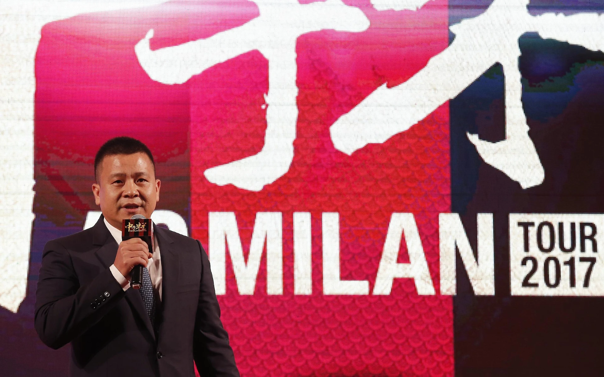 Cina: "Ridurre gli investimenti nel calcio europeo". Tremano Inter e Milan