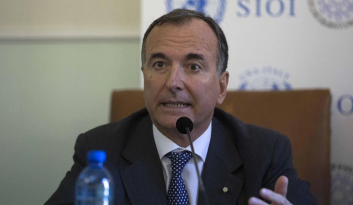 Nave Aquarius, parla Franco Frattini: "L'Unione europea non può impedire a un Paese membro di chiudere i suoi porti"