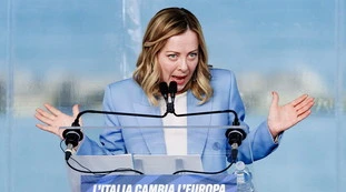 FdI, il programma per le Europee: identità tricolore e stop eco-follie