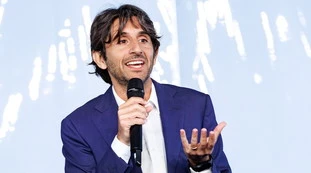 Giovanni Donzelli, l'uomo che organizza il partito: "Vi racconto tutti i segreti della svolta di FdI"