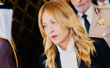 1251x701
