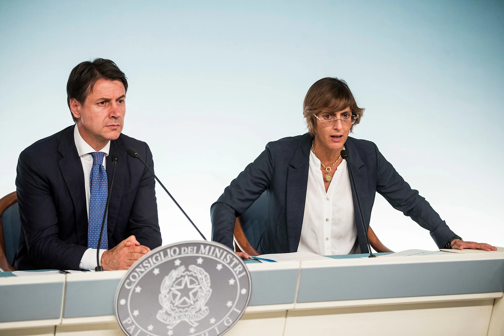 Giuseppe Conte, tentativo disperato di salvare la poltrona. Dossier riservato, si aggrappa a Giulia Bongiorno