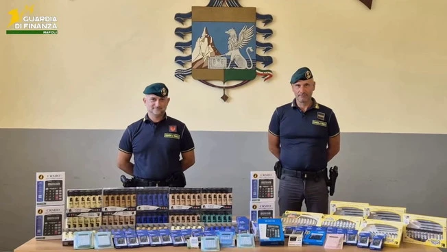 https://media.liberoquotidiano.it/U_dsF8SVjlaBE2d4oy3P25QMooI1DxxXPMYMJ2EnUXA/width:800/quality:90/aW1hZ2VzLzIwMjUvMDkvMTIvMDkxMDMxNDcyLTFiNjQ1OTg0LWMxYzEtNDcwZC05NDI0LWI1NzZhNTQwMzQ3NS5qcGc.webp