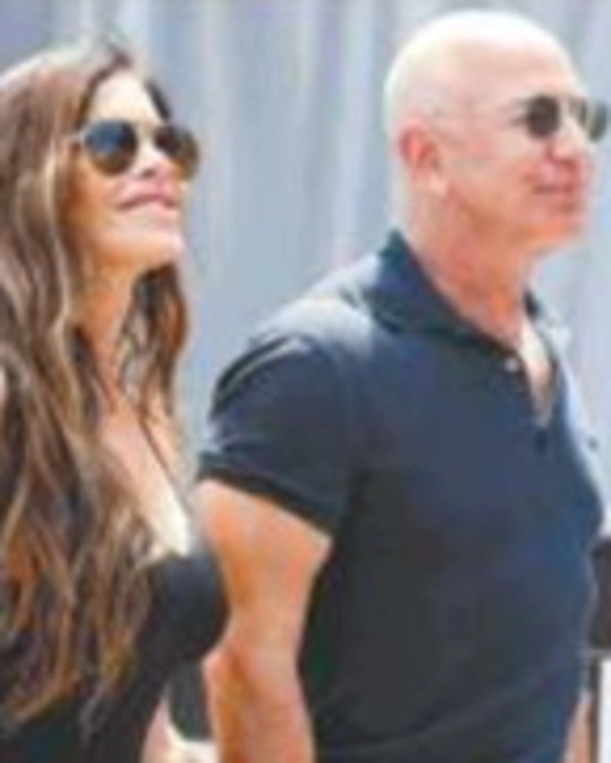 Cifre, segreti, e "intoppi" delle nozze Bezos-Sanchez