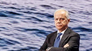 Piantedosi, bomba-Ong: "Serve il porto", chi sfida il Viminale