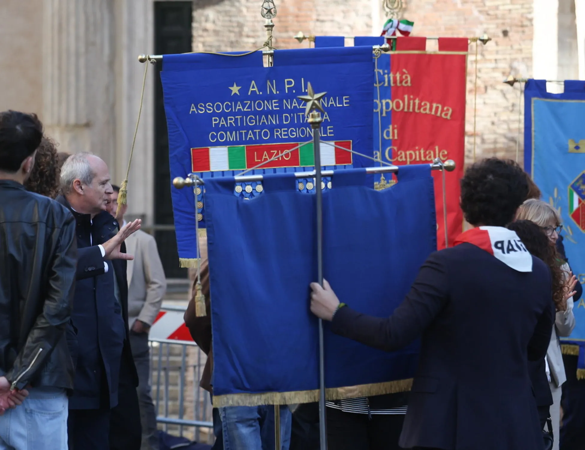 "Finito il tempo della doppia morale". FdI fa a pezzi la sinistra