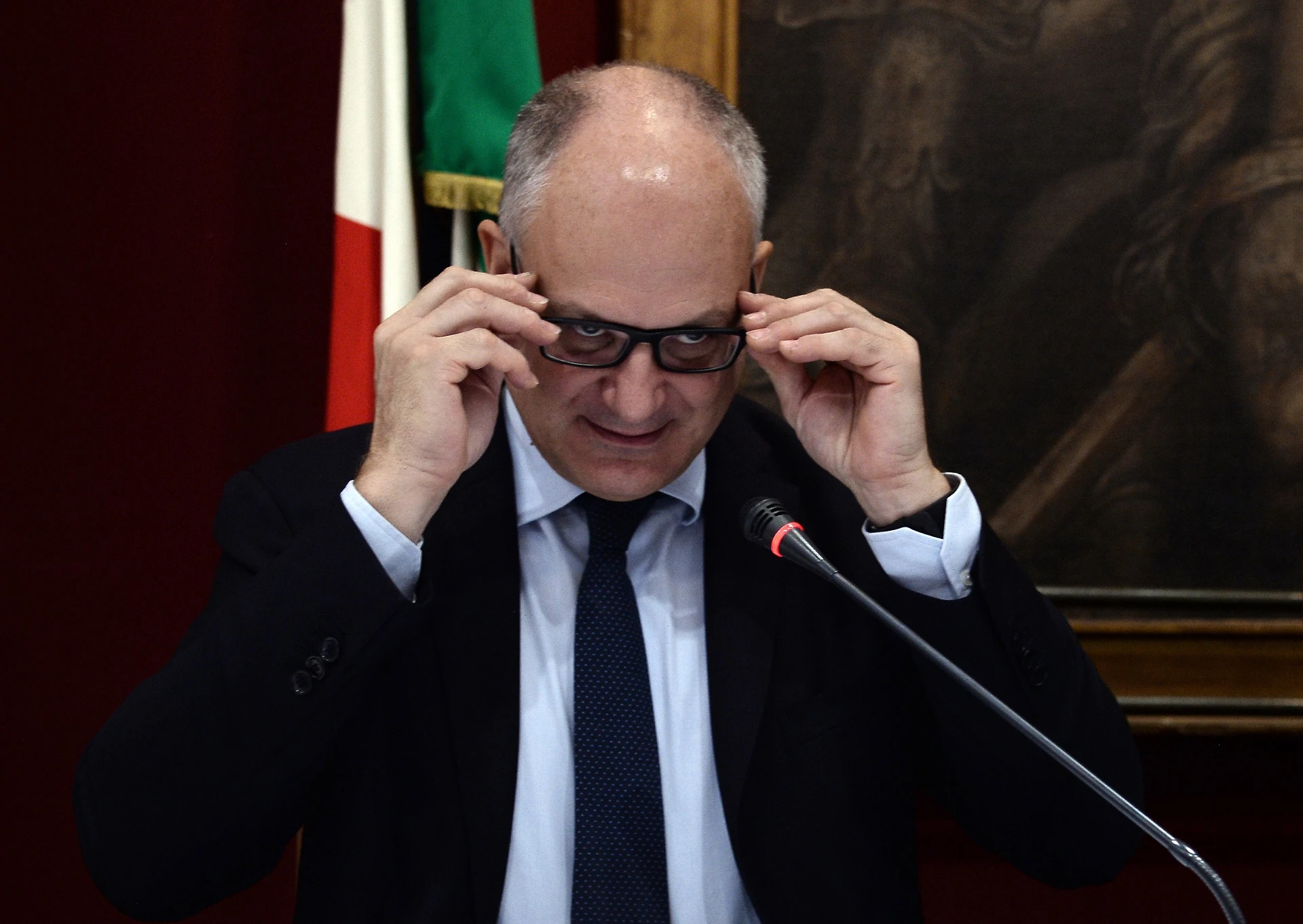Manovra, tasse, guerra ai contanti e stangata alle partite Iva: il decreto fiscale di Pd e M5s