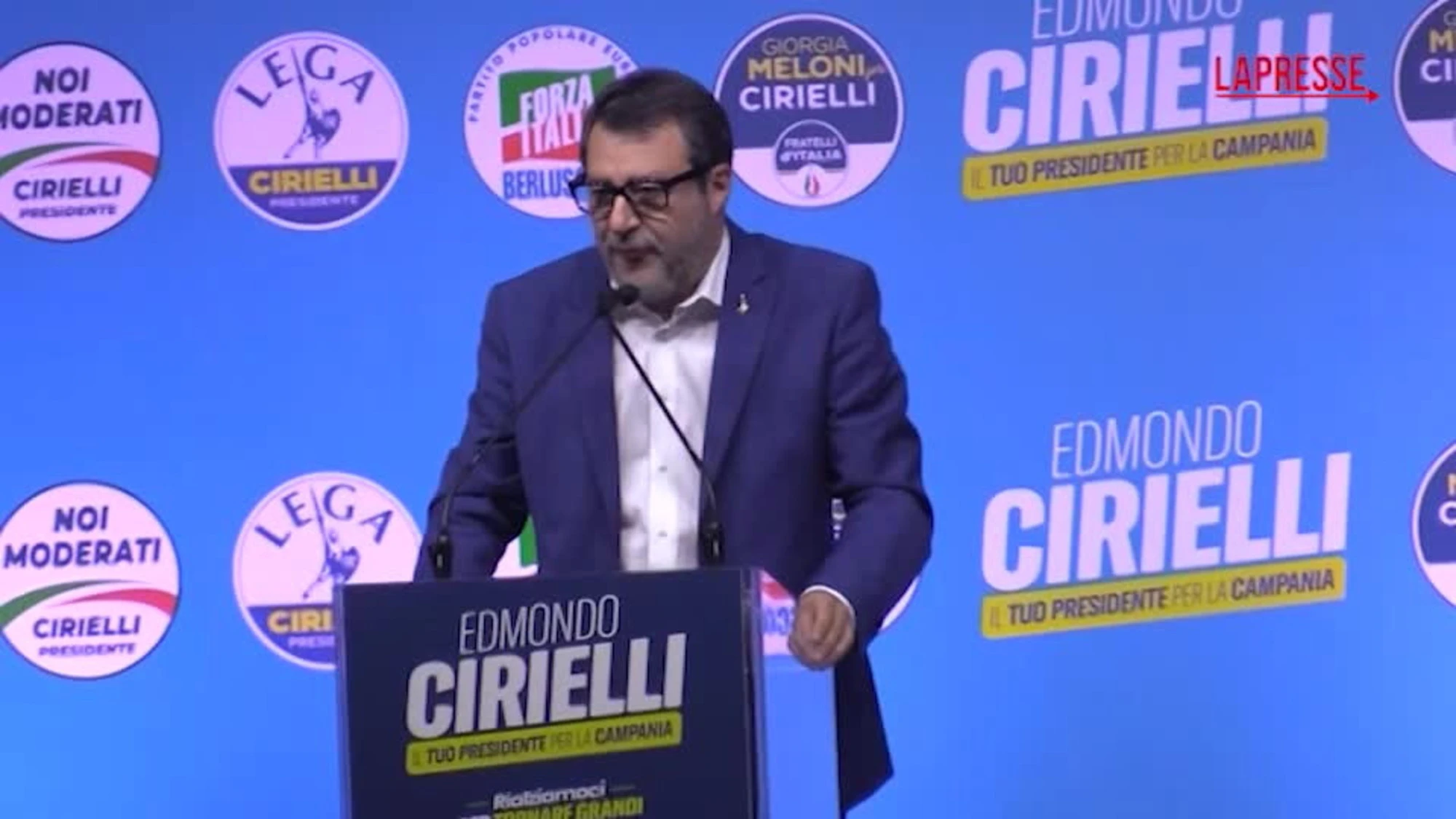 Salvini avverte Fico: "Non c'è la barca di cittadinanza..."