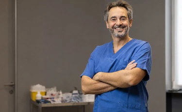 Il professor Edoardo Cervi, primo in Italia a trattare le vene con la crioscleroterapia