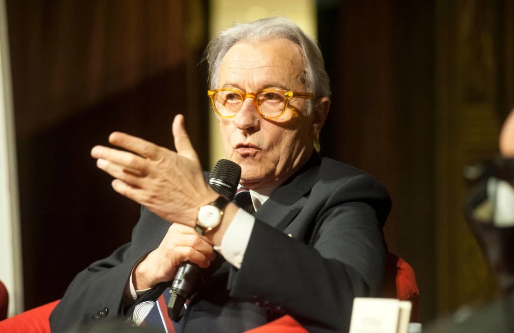 Vittorio Feltri: miracolo, ci sono tre giudici dalla parte di Berlusconi
