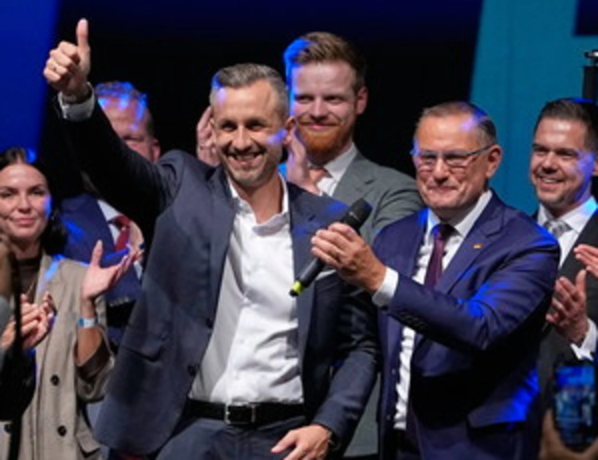 Afd in orbita, nessuna onda nera: dietro il balzo della destra c'è la sciagurata Ue