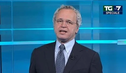 Enrico Mentana e lo "scandalo Tg3": "Perché il servizio su Mussolini da Predappio va bene". Pd devastato