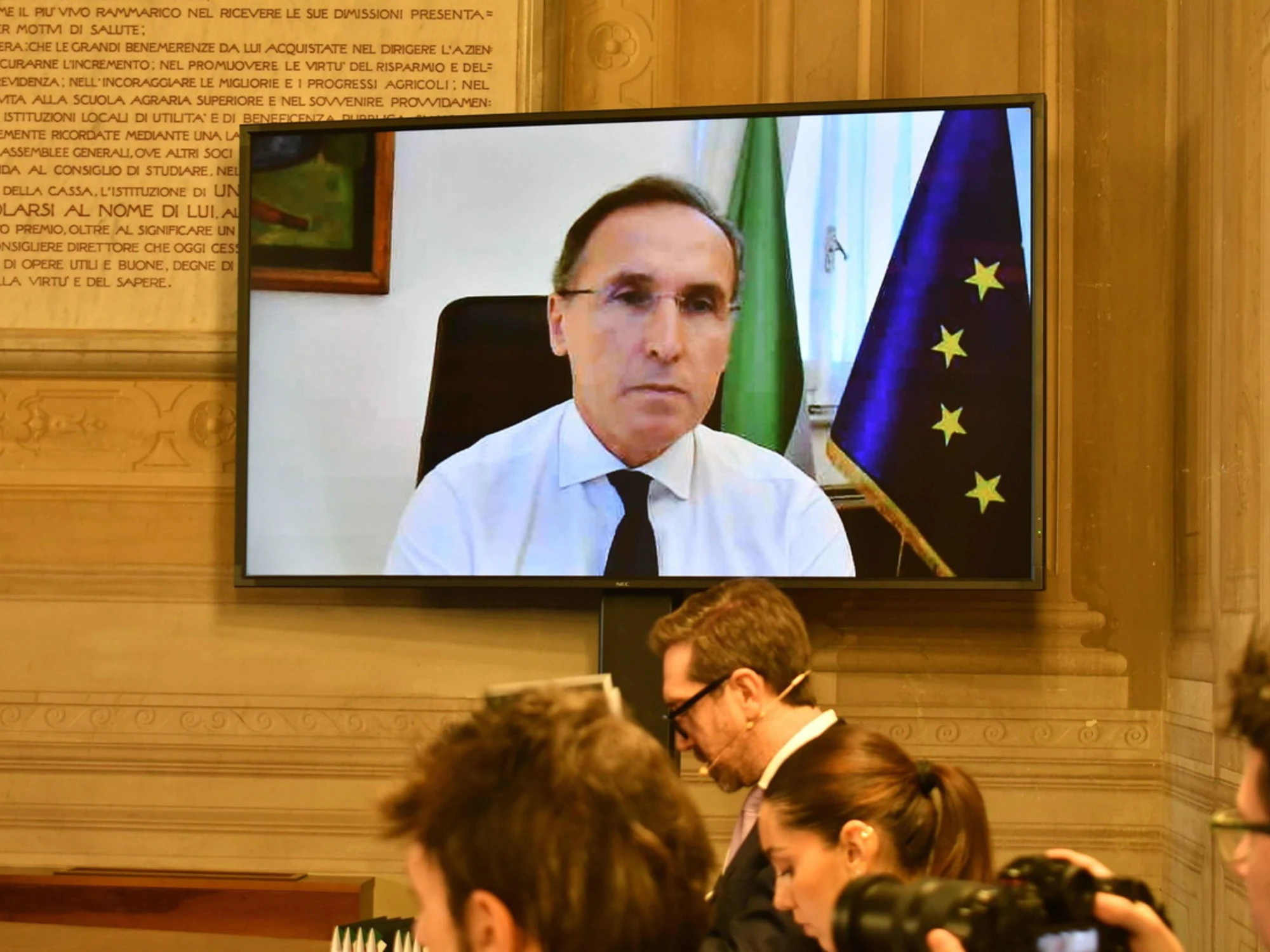 Atreju, Conte fa esplodere la rissa col Pd: "Serve rispetto", volano stracci