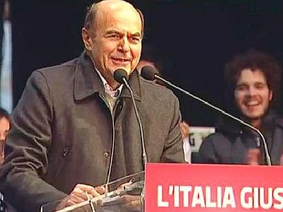 Bersani: "7 giorni e smacchiamo il giaguaro" Sorpresa Prodi sul palco