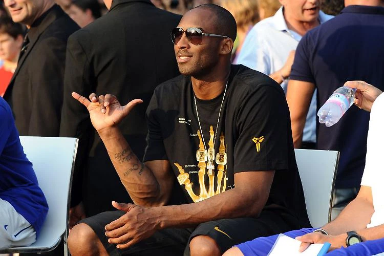 Kobe Bryant, Blackout con la torre. Chi subentrò non era al corrente della criticità del volo