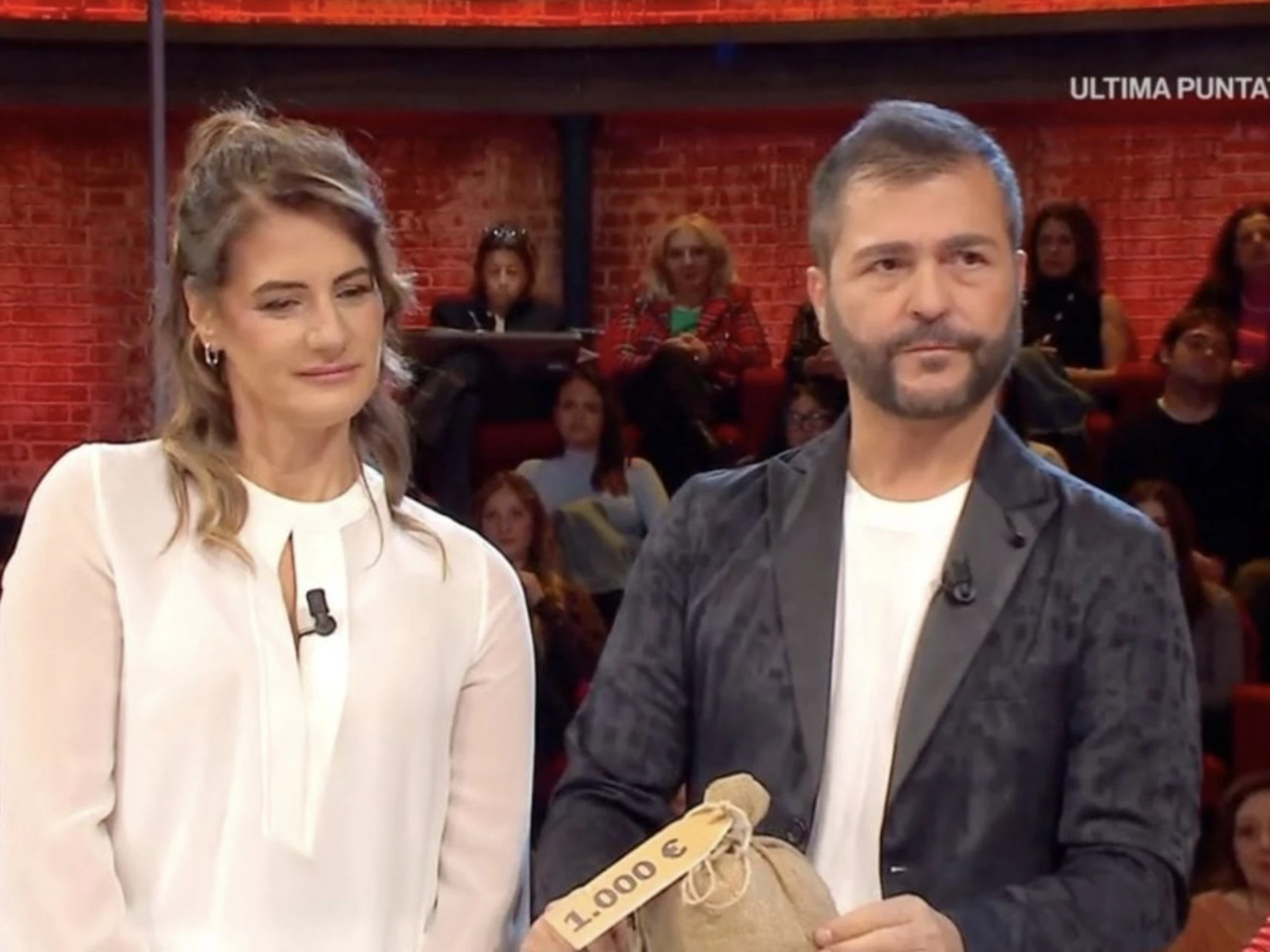 Affari Tuoi, Raffaella zittisce Herbert Ballerina: "I soldi non sono nostri"