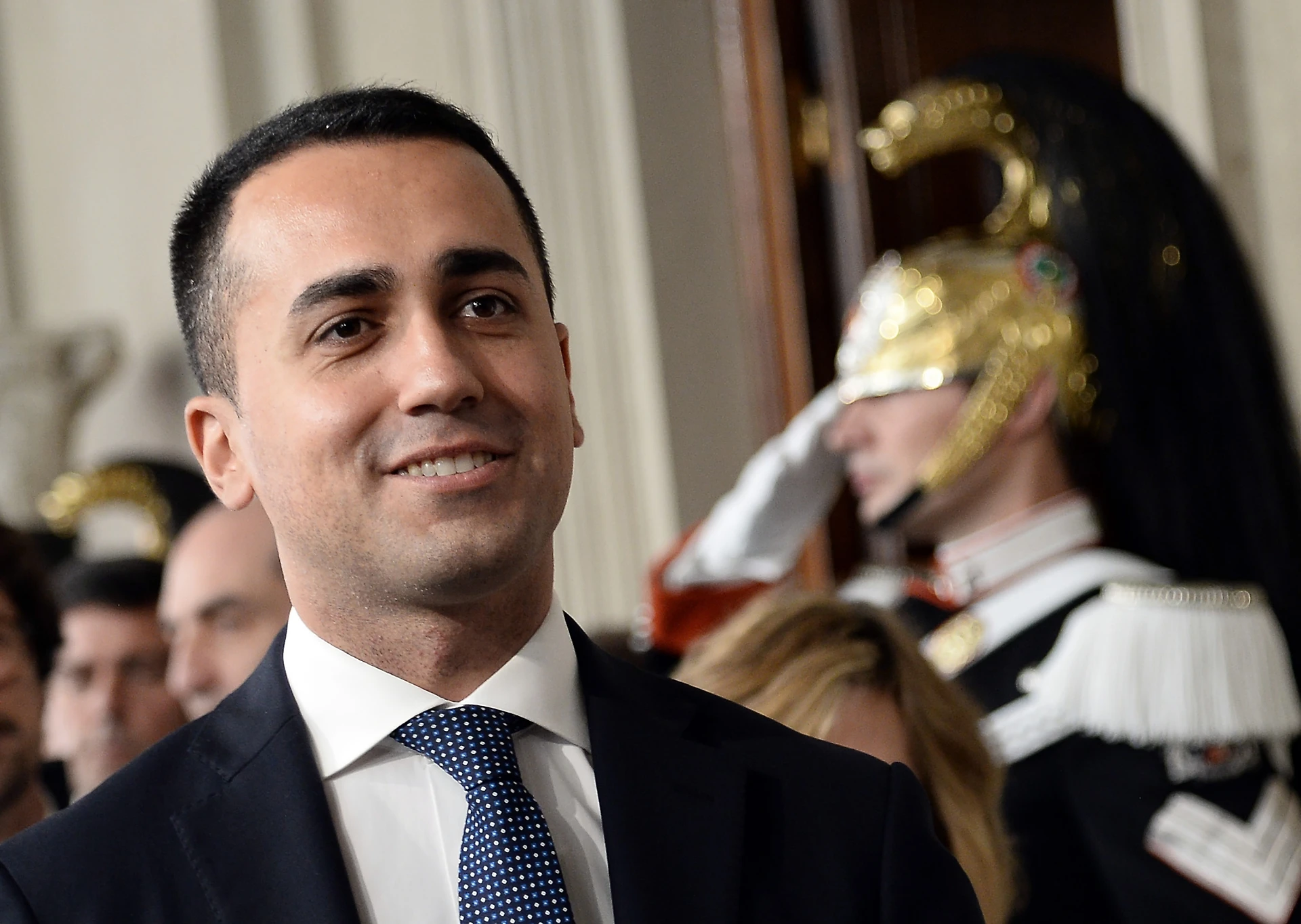 Luigi Di Maio, fango per spaccare il centrodestra: "Se Berlusconi e Renzi avessero avuto la maggioranza dopo il voto..."