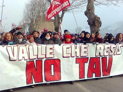 Val di Susa, governo invia altri 200 militari Nuove Br ai No tav: "Fate salto in avanti"