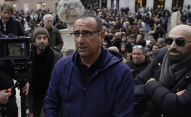 Sanremo 2026, Carlo Conti zittisce la sinistra: "Pucci, ma quali ingerenze?"