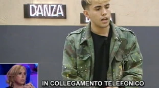 Amici, Anna Pettinelli insulta il suo allievo: “Ciuccio e presuntuoso, non rompere i c***”, telefonata pesantissima