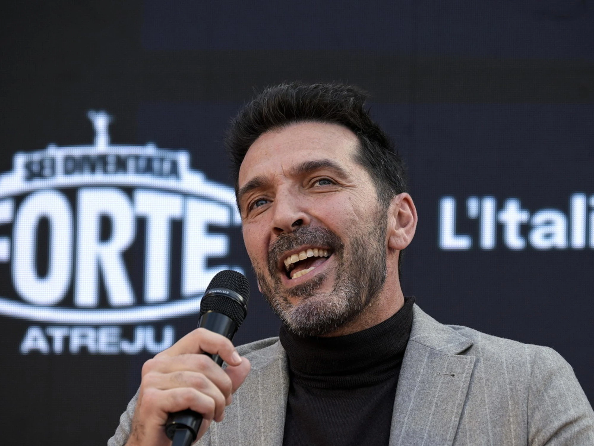 Gigi Buffon ad Atreju? Delirio sul Corriere della Sera: dove si sono spinti