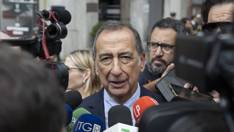 Malpensa diventa "Aeroporto Silvio Berlusconi", Beppe Sala assente: "Scusate, cosa avrei dovuto fare?"