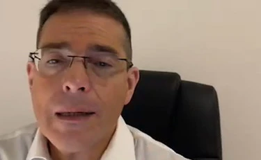Daniele Capezzone infilza Repubblica: "Paesi sicuri? Nascosti a pagina 22..."