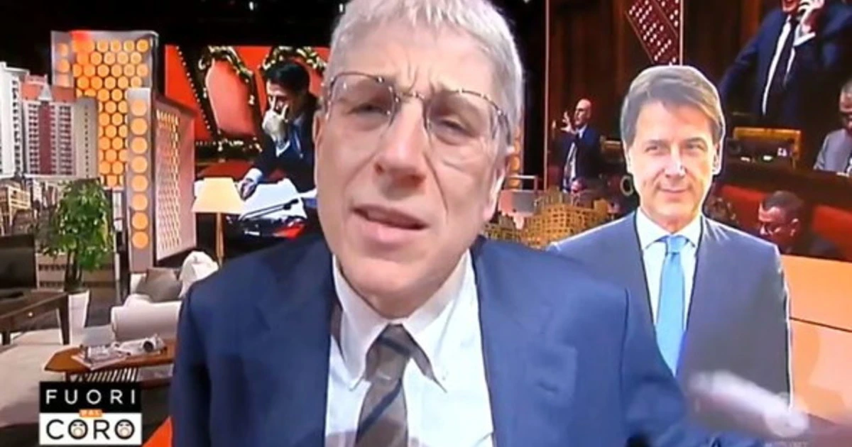 Mario Giordano a Fuori dal coro: "Vogliono mettermi il bavaglio ma stasera dico tutto". A valanga su Conte