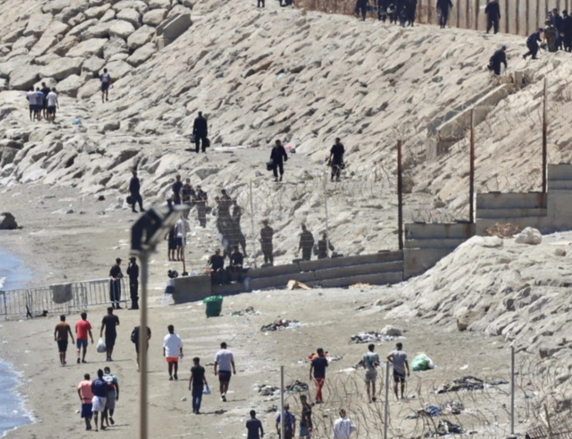 Ceuta, l'esperto: "Rabat ha organizzato il disastro, un avvertimento a Madrid"