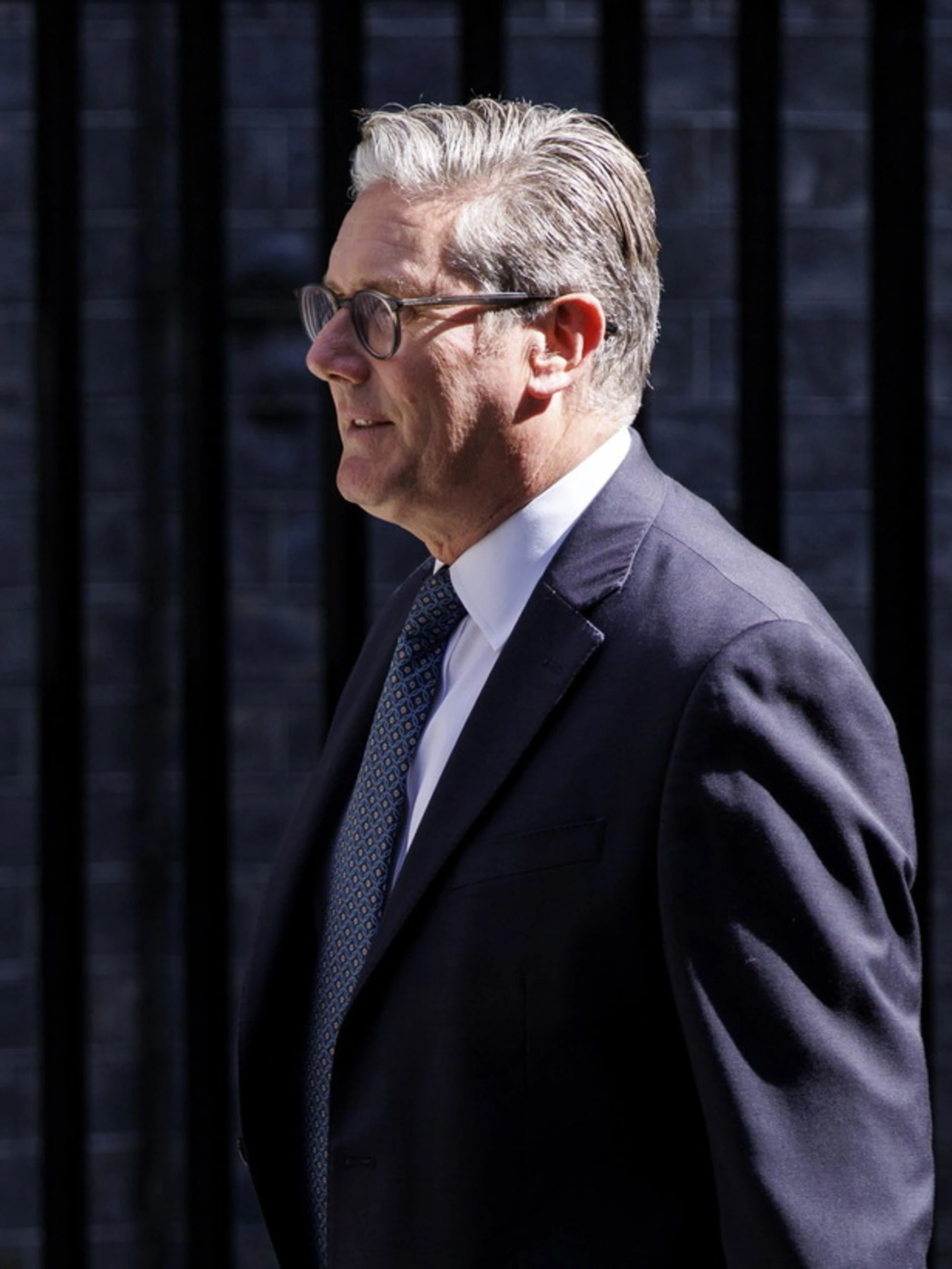 L'Inghilterra di Starmer a picco: panico a Londra, torna "l'incubo 1998"